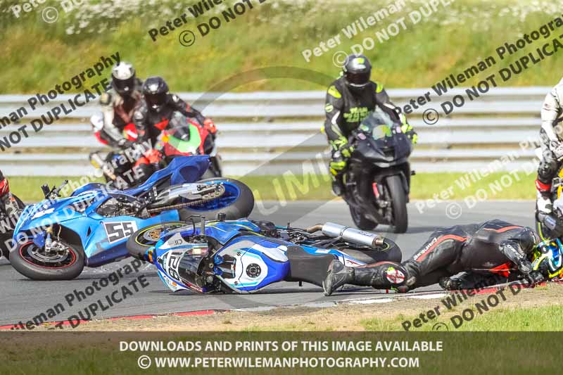 enduro digital images;event digital images;eventdigitalimages;no limits trackdays;peter wileman photography;racing digital images;snetterton;snetterton no limits trackday;snetterton photographs;snetterton trackday photographs;trackday digital images;trackday photos